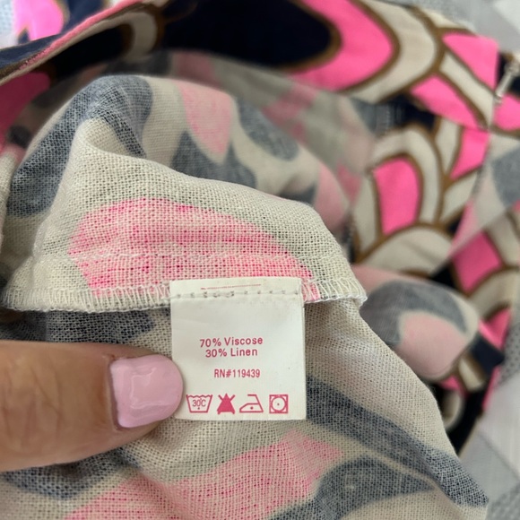 JB by Julie Brown Mid rise Pink and Black Patterned Shorts size 8 EUC - Picture 4 of 8